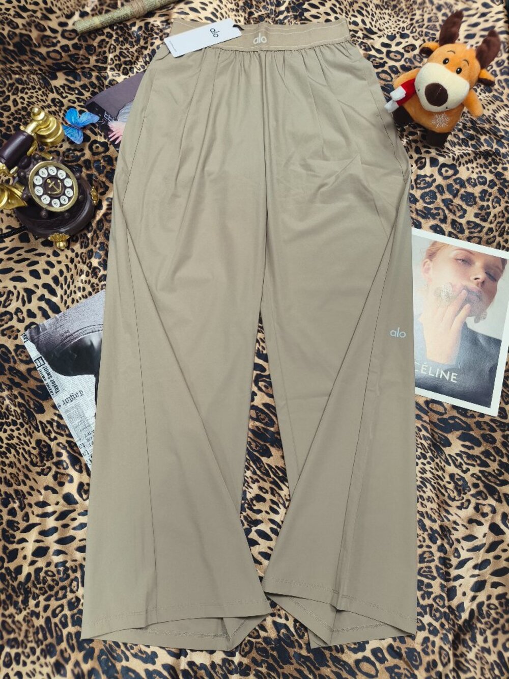 Alo Yoga Gravel Suit Up Trouser Regular Length-30" Inseam(Brand new with tags)📮 - Picture 2 of 8